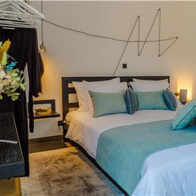 5 Bedroom Villa with Heated Infinity Pool near Krk Town on Krk Island, Sleeps 10